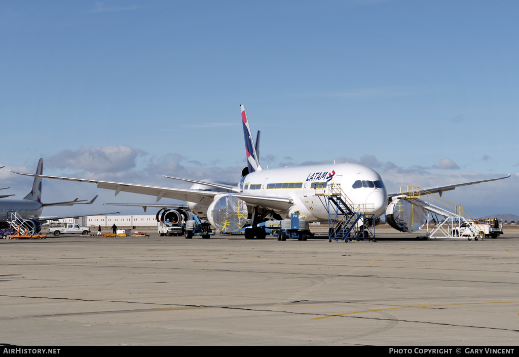Aircraft Photo of CC-BBD | Boeing 787-8 Dreamliner | LATAM Airlines | AirHistory.net #78432