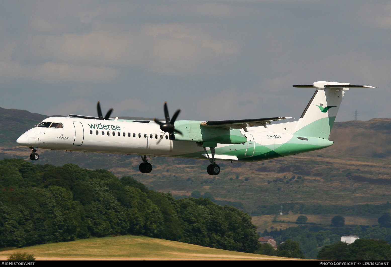 Aircraft Photo of LN-RDY | Bombardier DHC-8-402 Dash 8 | Widerøe | AirHistory.net #78506