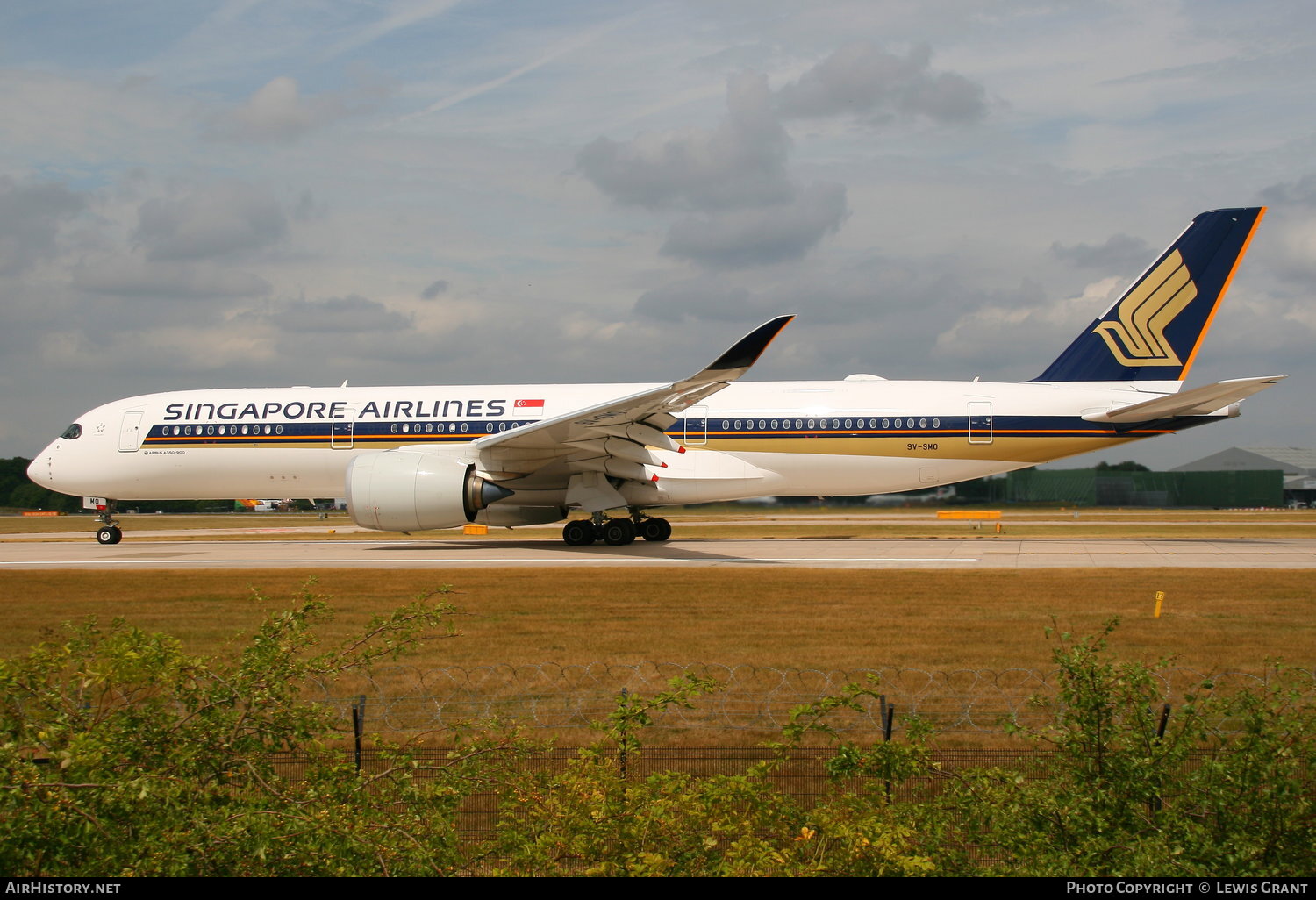 Aircraft Photo of 9V-SMO | Airbus A350-941 | Singapore Airlines | AirHistory.net #78519