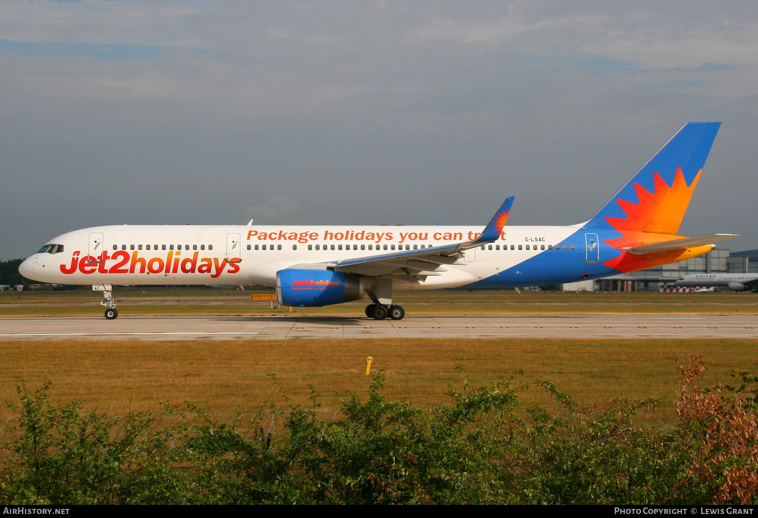 Aircraft Photo of G-LSAC | Boeing 757-23A | Jet2 Holidays | AirHistory.net #78522