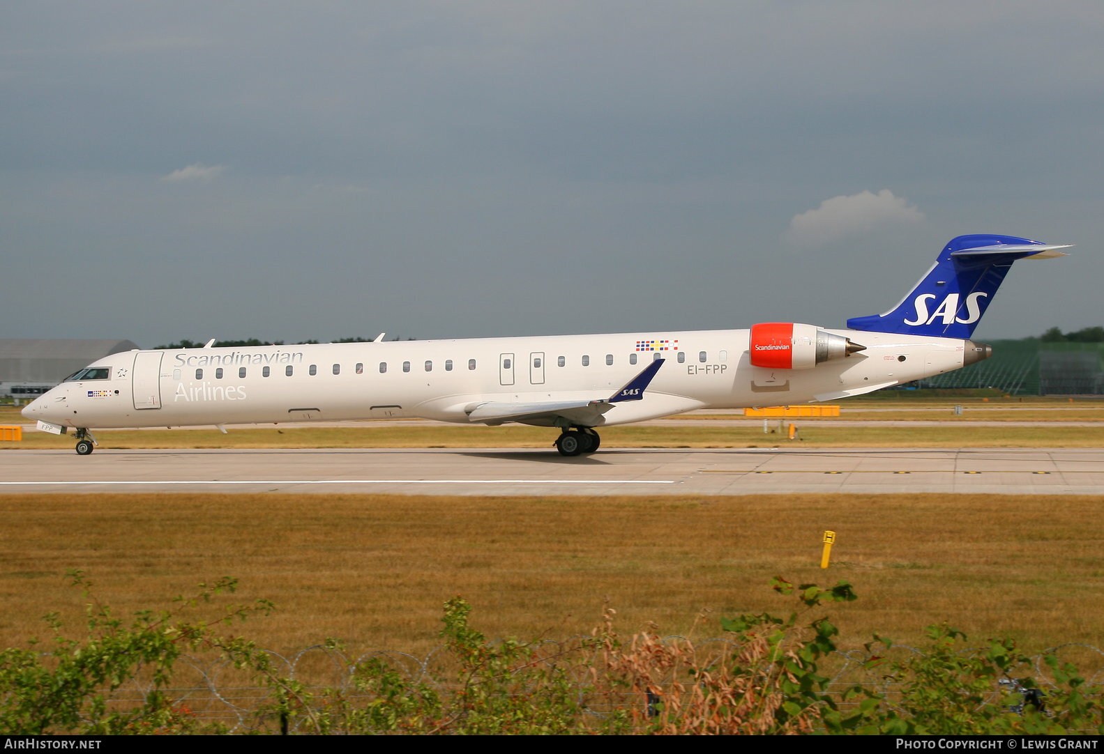 Aircraft Photo of EI-FPP | Bombardier CRJ-900LR NG (CL-600-2D24) | Scandinavian Airlines - SAS | AirHistory.net #78523