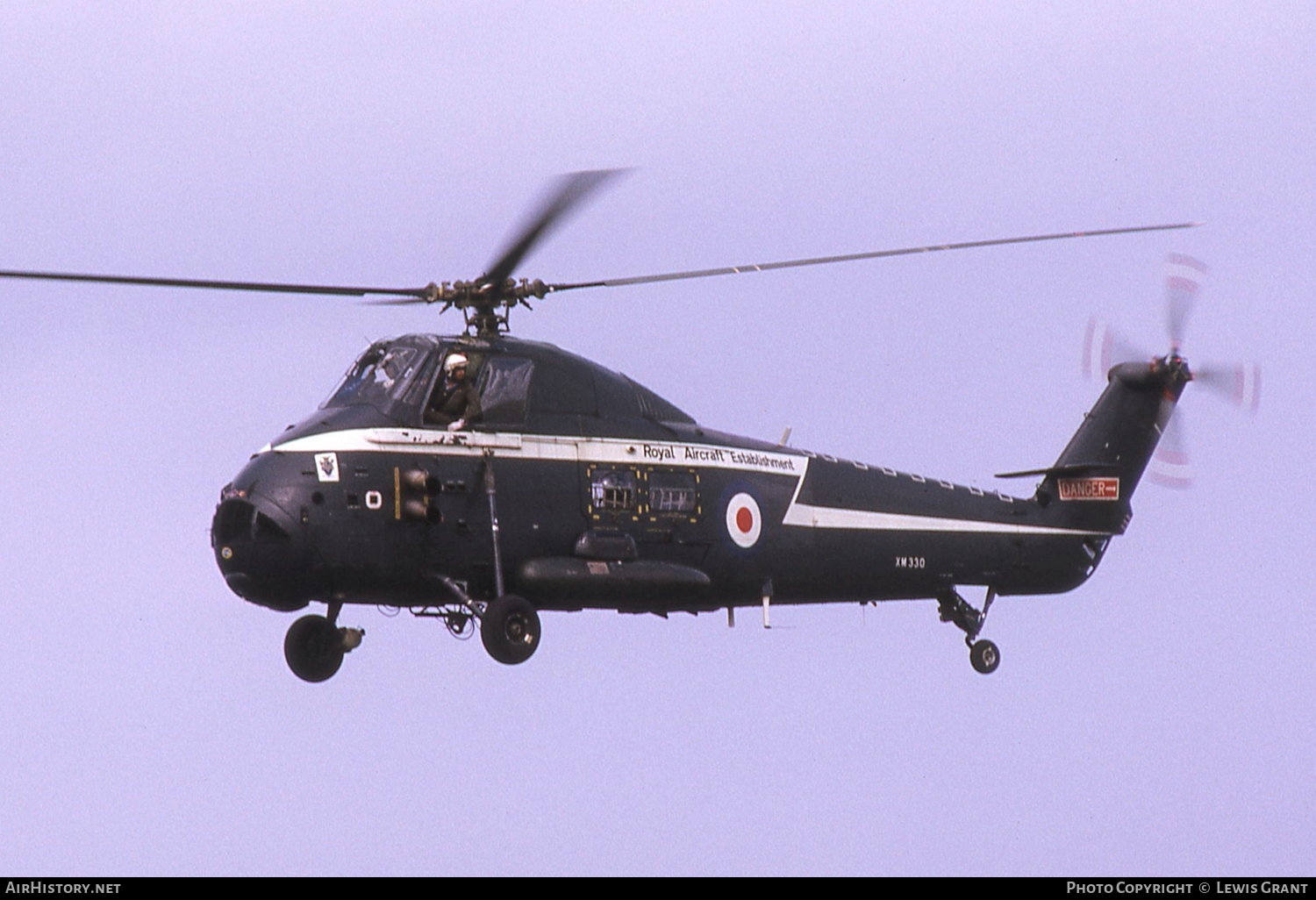 Aircraft Photo of XM330 | Westland WS-58 Wessex HAS.1 | UK - Air Force | AirHistory.net #78597