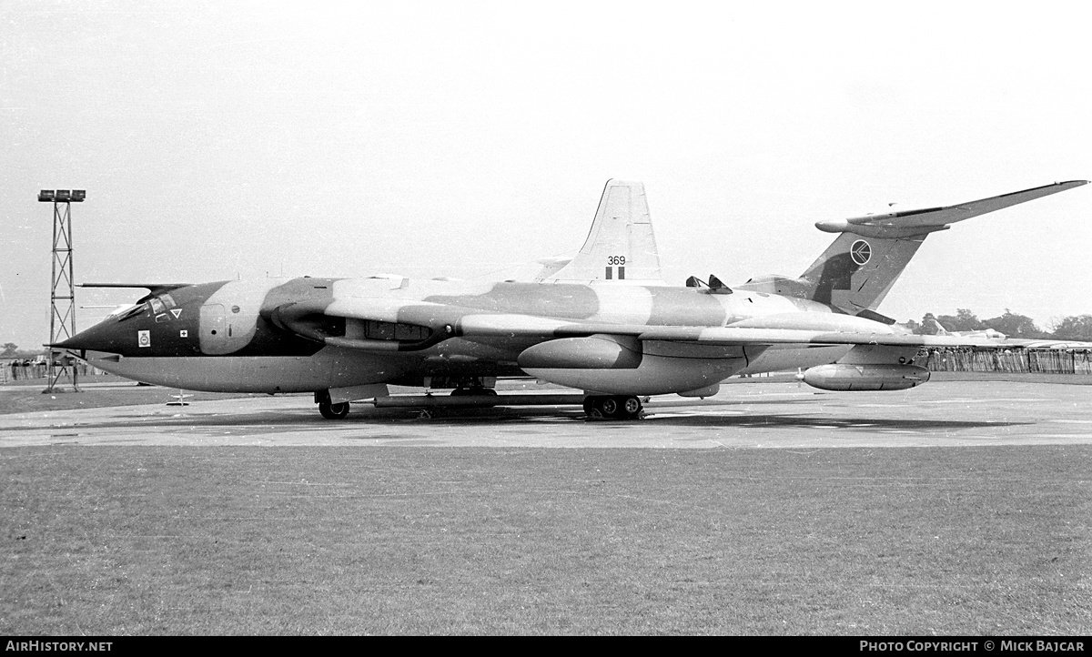 Aircraft Photo of XL233 | Handley Page HP-80 Victor B2 | UK - Air Force | AirHistory.net #78926