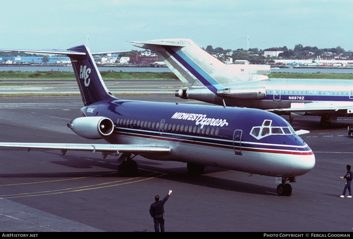 Aircraft Photo of N900ME | Douglas DC-9-15 | Midwest Express Airlines | AirHistory.net #79114