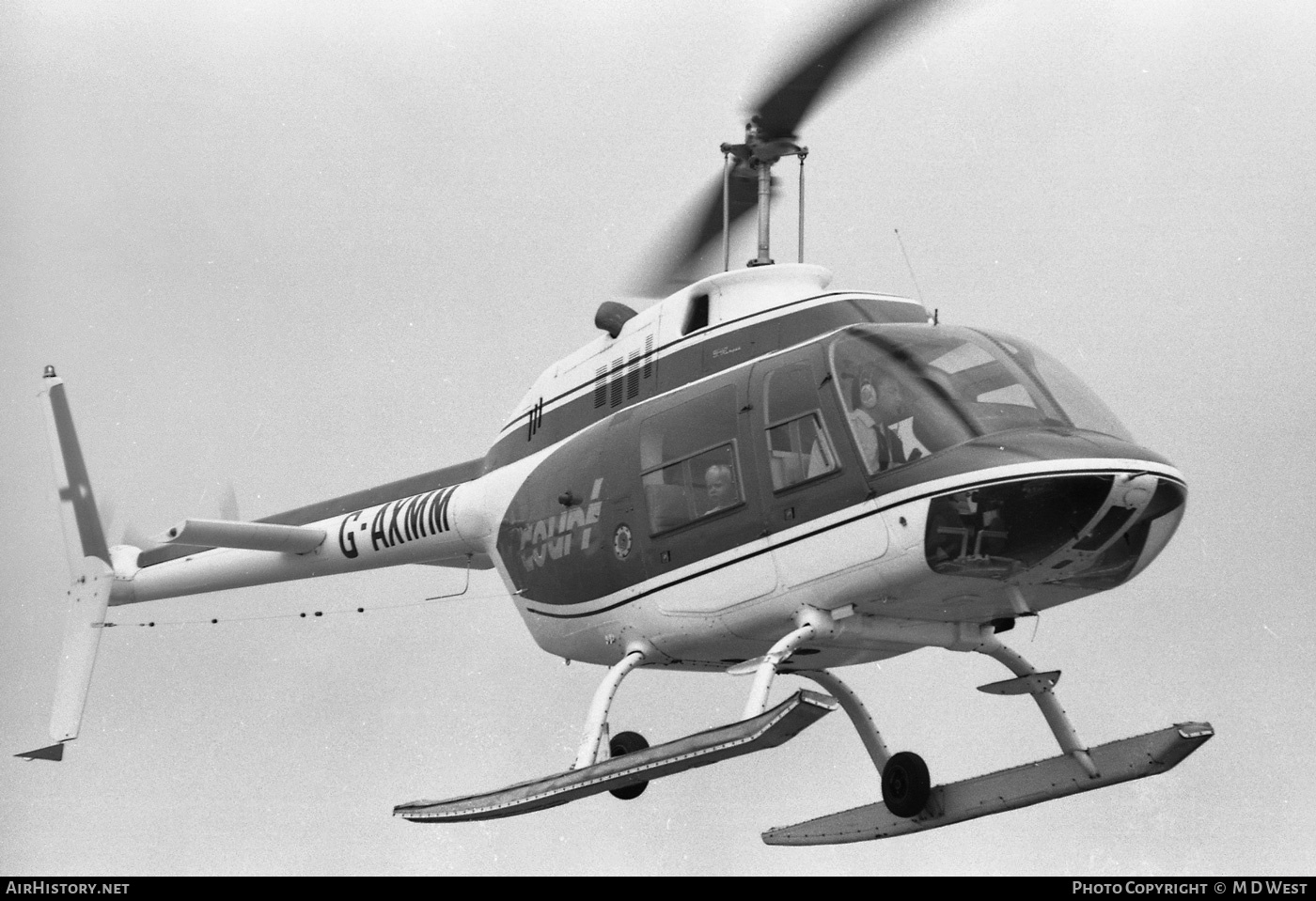 Aircraft Photo of G-AXMM | Bell 206B JetRanger II | Court Line | AirHistory.net #79245