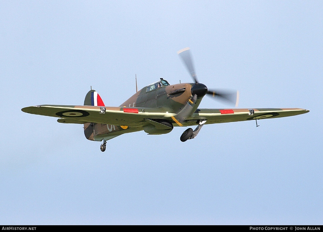 Aircraft Photo of G-HUPW / R4118 | Hawker Hurricane Mk1 | UK - Air Force | AirHistory.net #79282