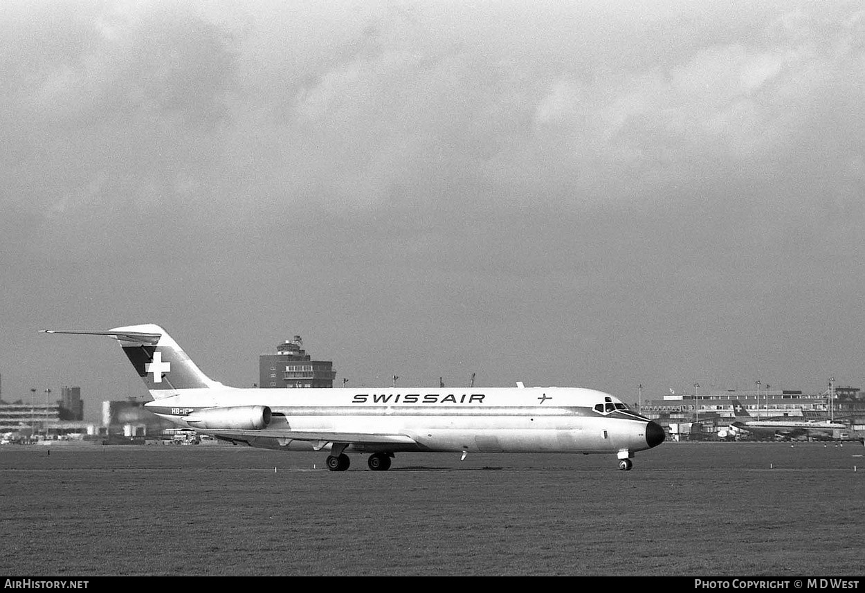 Aircraft Photo of HB-IFW | McDonnell Douglas DC-9-33F | Swissair | AirHistory.net #79325