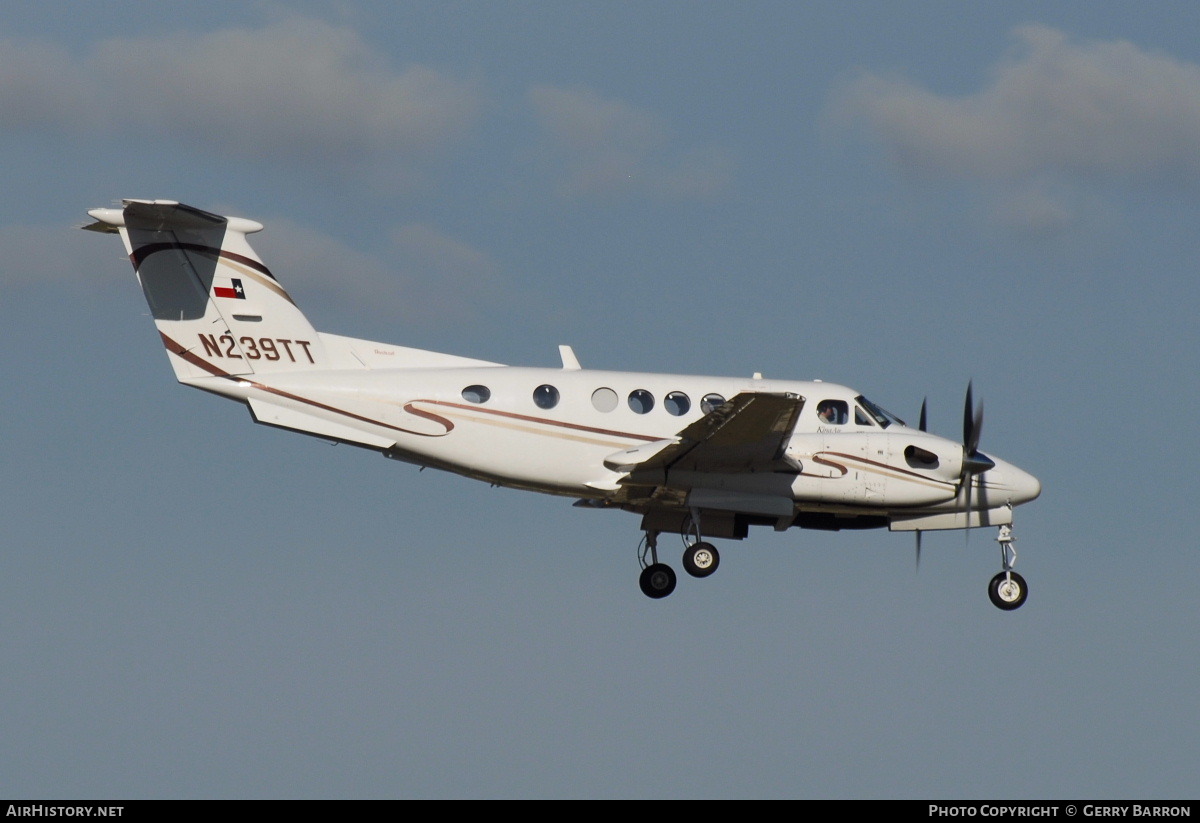 Aircraft Photo of N239TT | Beech Super King Air 300LW | AirHistory.net #79557