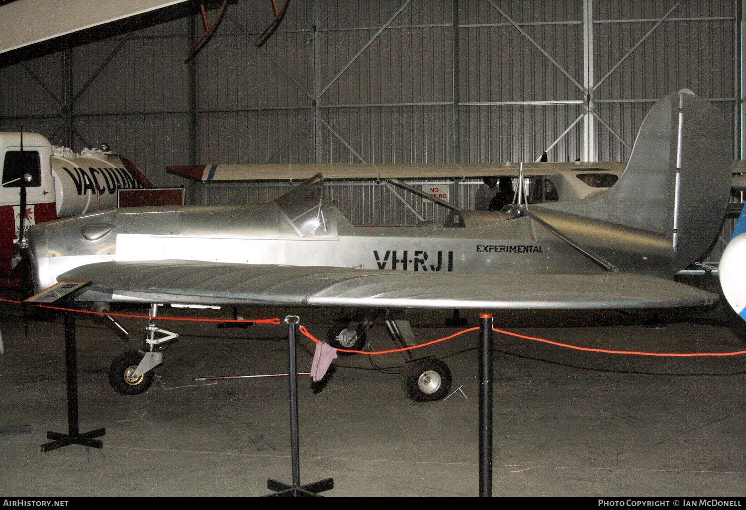 Aircraft Photo of VH-RJI | Feast Circle | AirHistory.net #79591