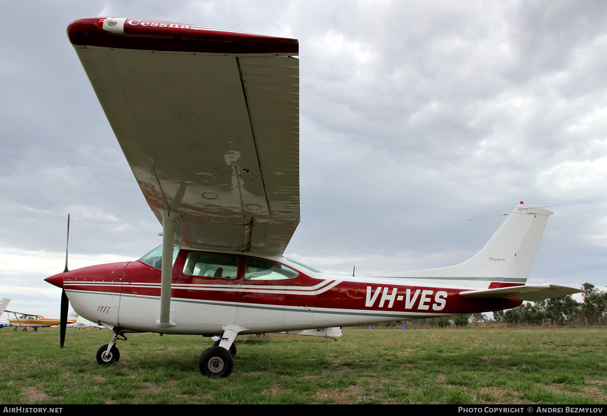 Aircraft Photo of VH-VES | Cessna 182P Skylane | AirHistory.net #79698