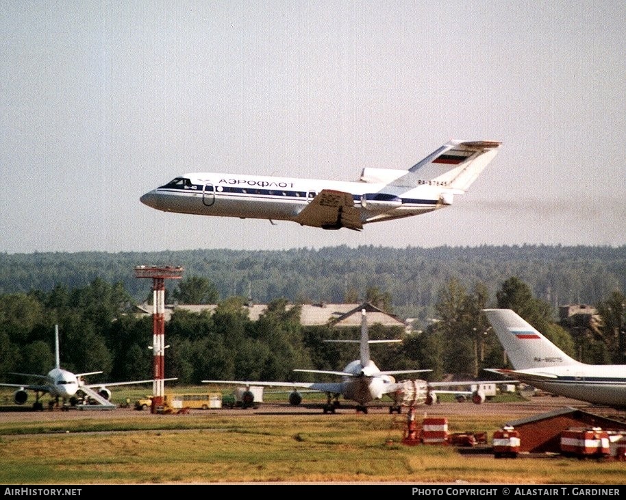 Aircraft Photo of RA-87845 | Yakovlev Yak-40 | Aeroflot | AirHistory.net #79736