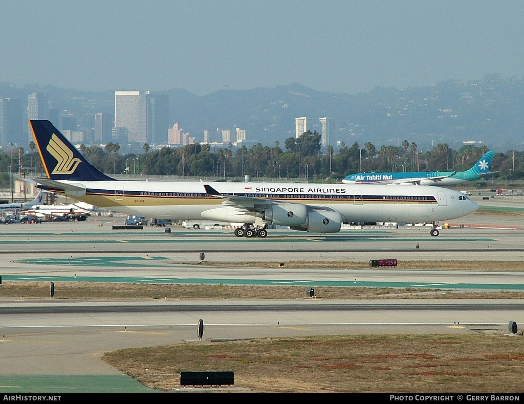 Aircraft Photo of 9V-SGE | Airbus A340-541 | Singapore Airlines | AirHistory.net #79759