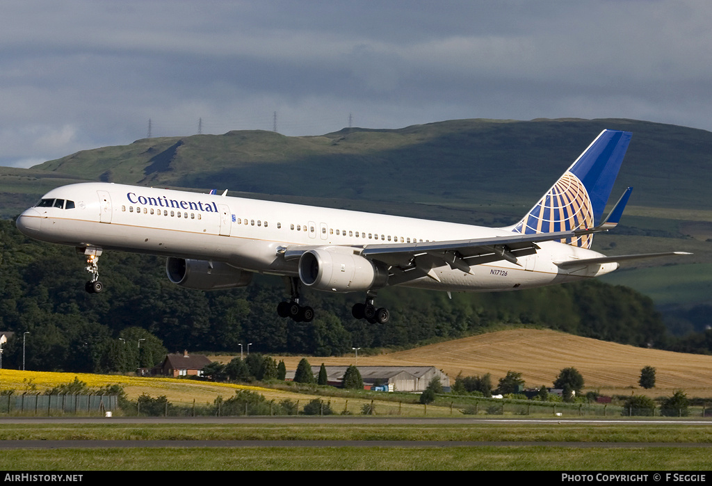 Aircraft Photo of N17126 | Boeing 757-224 | Continental Airlines | AirHistory.net #79790