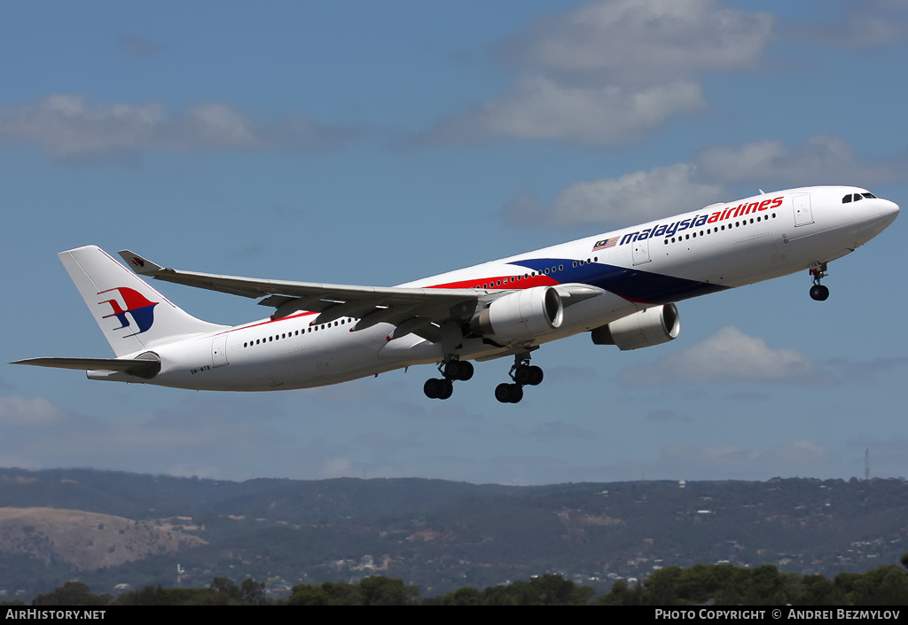 Aircraft Photo of 9M-MTB | Airbus A330-323 | Malaysia Airlines | AirHistory.net #79961