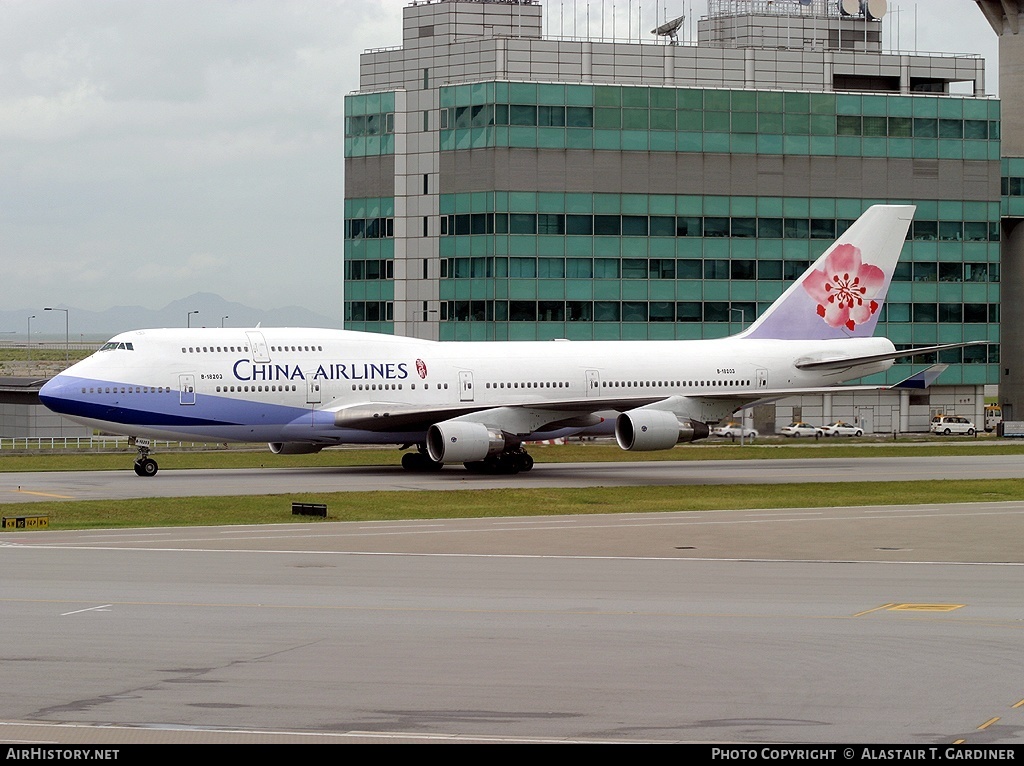 Aircraft Photo of B-18203 | Boeing 747-409 | China Airlines | AirHistory.net #79982