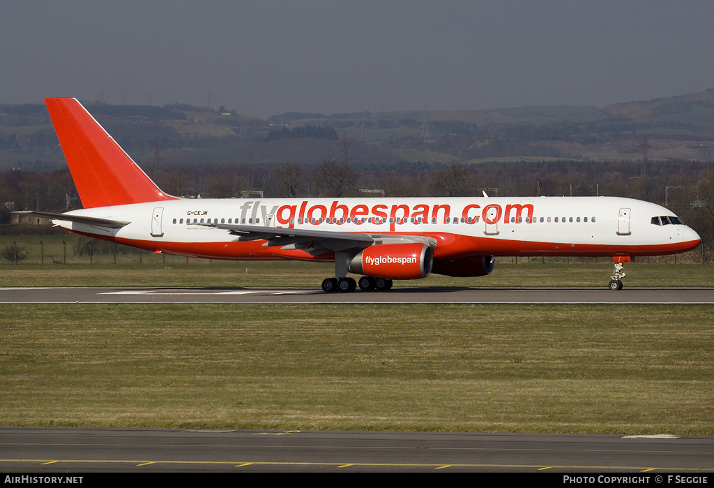 Aircraft Photo of G-CEJM | Boeing 757-28A | Flyglobespan | AirHistory.net #80035