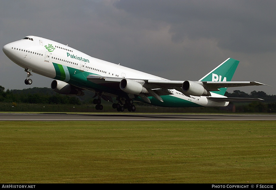 Aircraft Photo of AP-BAK | Boeing 747-240BM | Pakistan International Airlines - PIA | AirHistory.net #80120