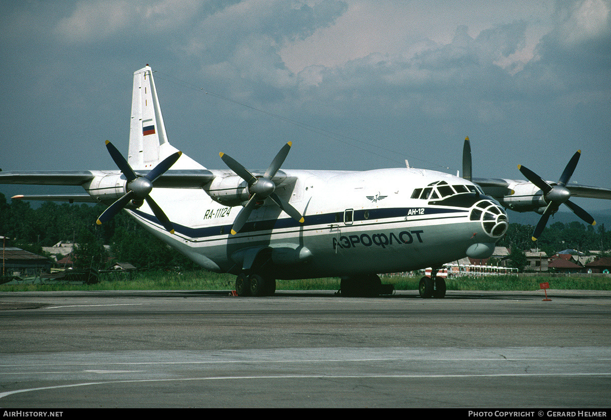 Aircraft Photo of RA-11124 | Antonov An-12B | Aeroflot | AirHistory.net #80154