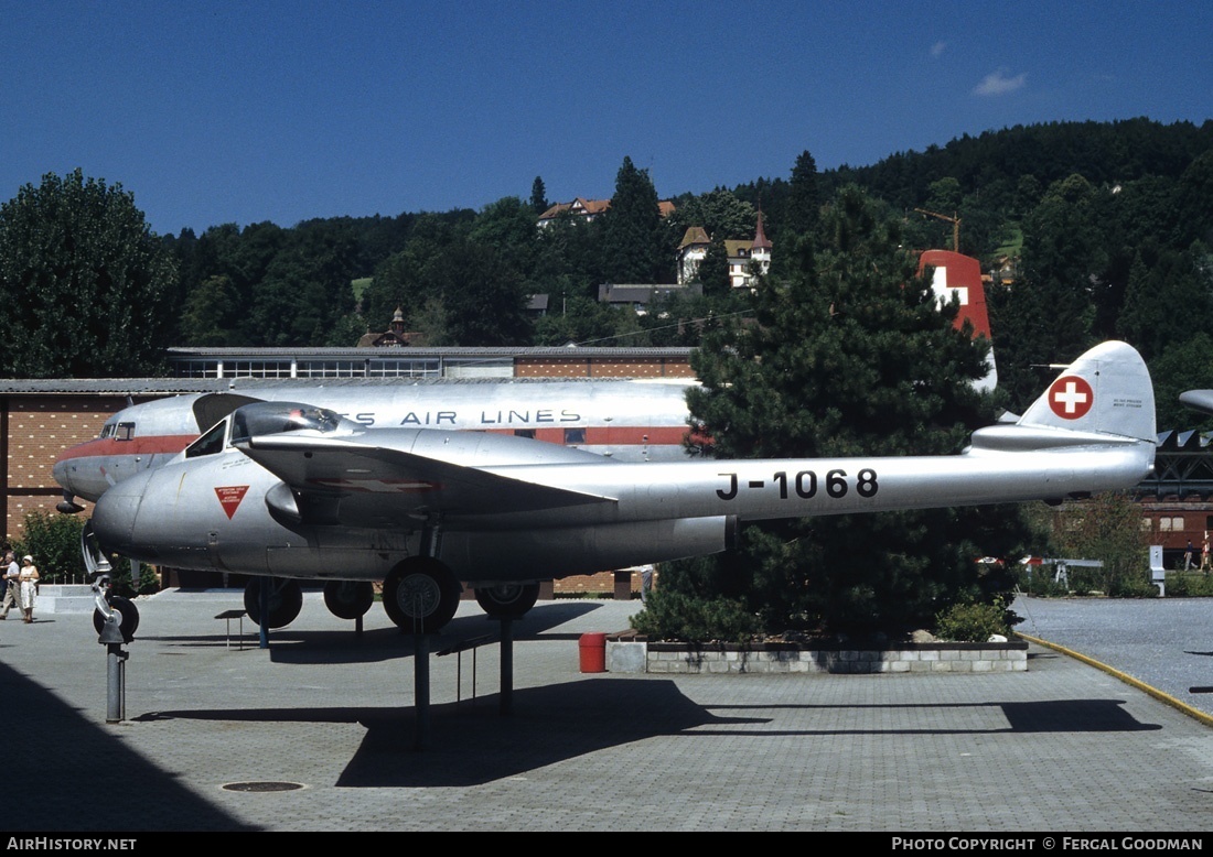 Aircraft Photo of J-1068 | De Havilland D.H. 100 Vampire FB6 | Switzerland - Air Force | AirHistory.net #80162