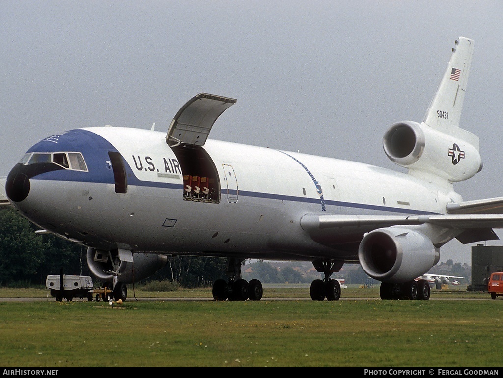 Aircraft Photo of 79-0433 / 90433 | McDonnell Douglas KC-10A Extender (DC-10-30CF) | USA - Air Force | AirHistory.net #80235
