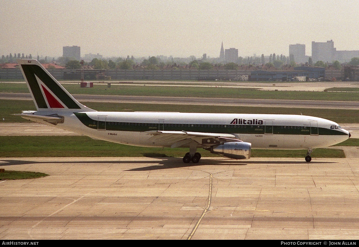 Aircraft Photo of I-BUSJ | Airbus A300B4-203 | Alitalia | AirHistory.net #80348