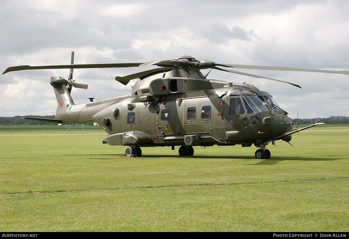 Aircraft Photo of ZJ127 | EHI EH101-411 Merlin HC3 | UK - Air Force | AirHistory.net #80470