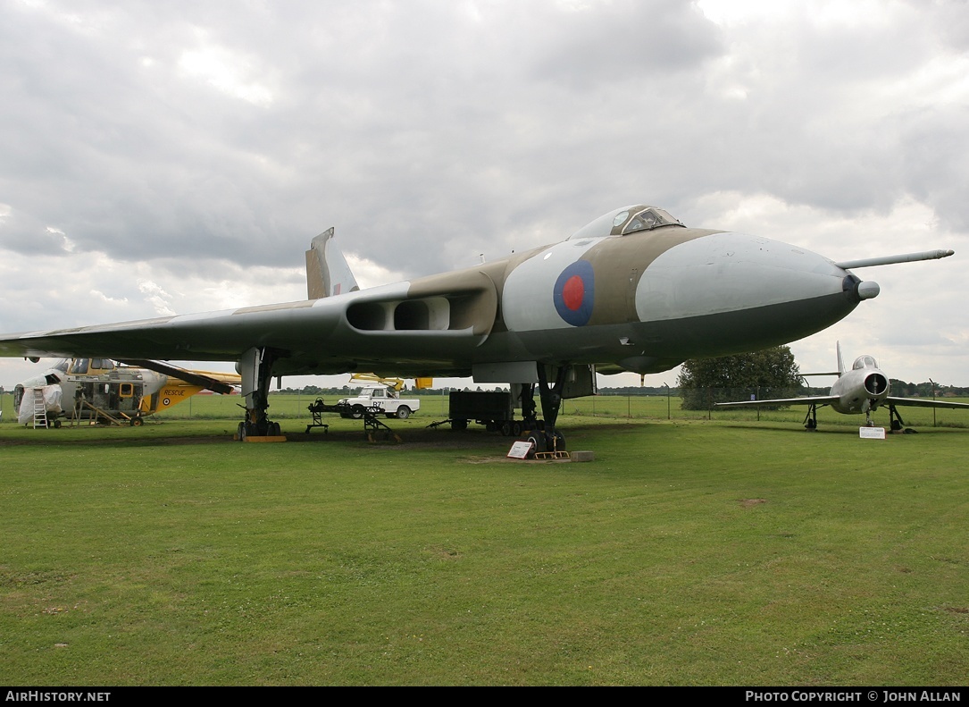 Aircraft Photo of XM612 | Avro 698 Vulcan B.2 | UK - Air Force | AirHistory.net #80488