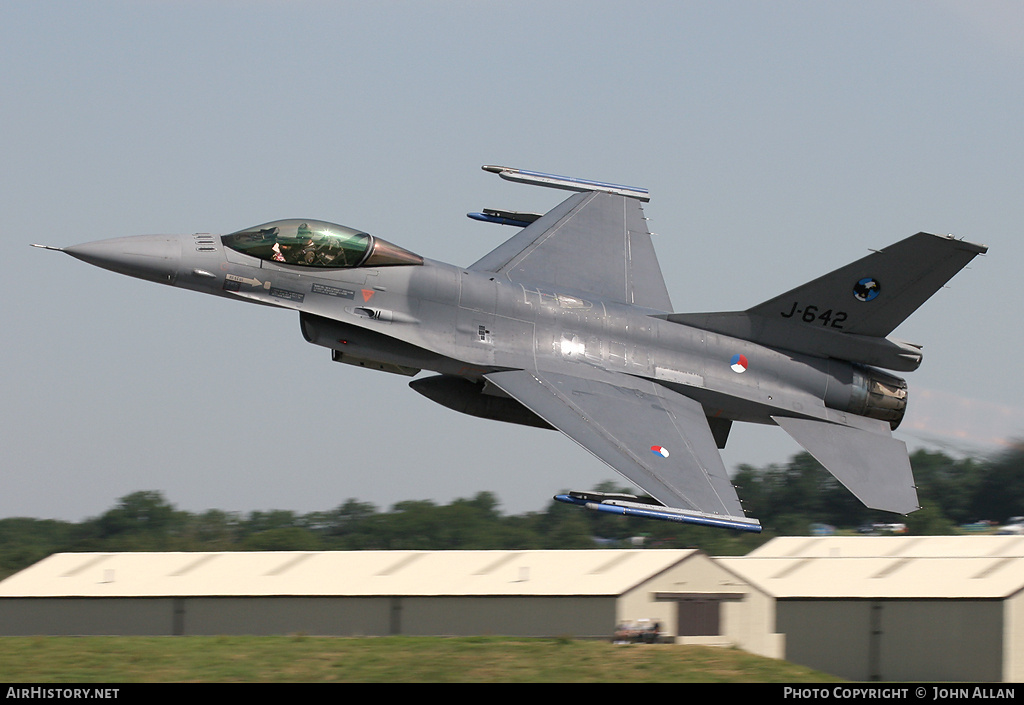 Aircraft Photo of J-642 | General Dynamics F-16AM Fighting Falcon | Netherlands - Air Force | AirHistory.net #80507