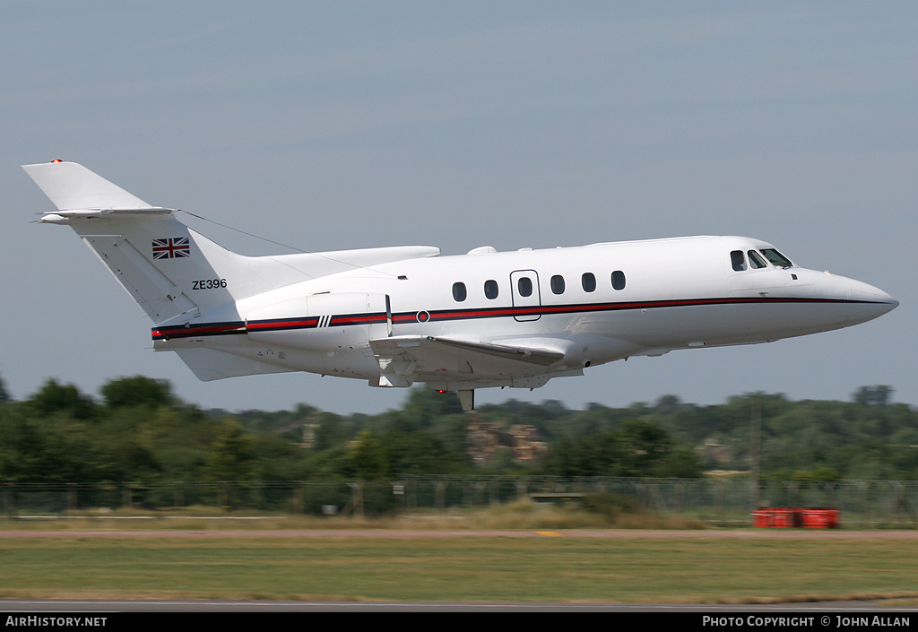 Aircraft Photo of ZE396 | British Aerospace HS-125 CC3 (HS-125-700B) | UK - Air Force | AirHistory.net #80620