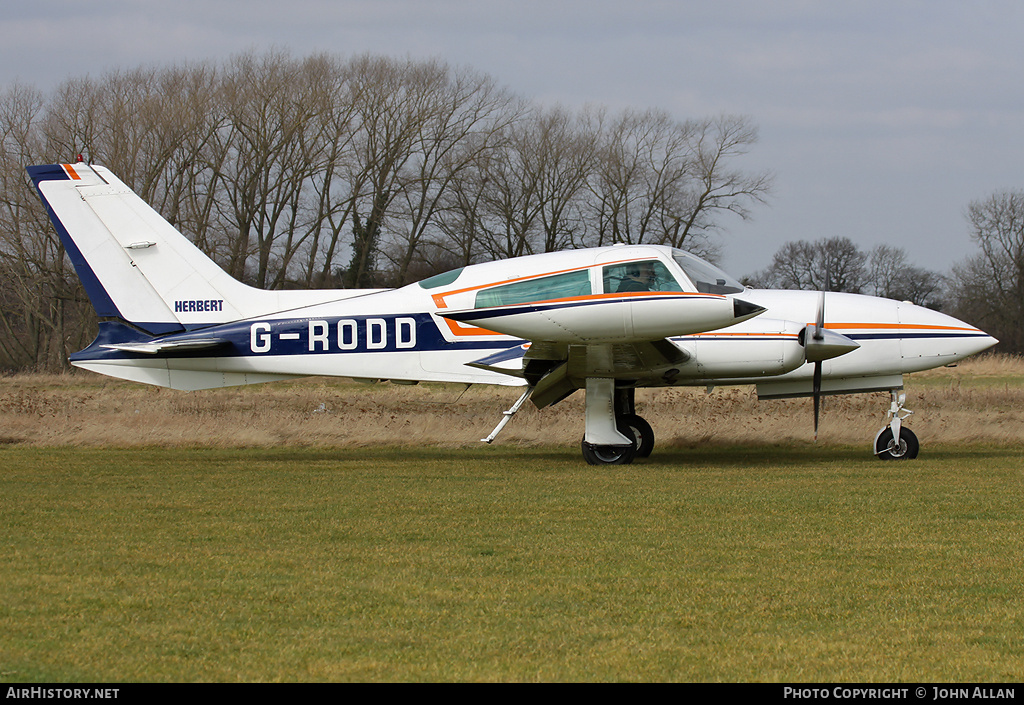 Aircraft Photo of G-RODD | Cessna 310R | AirHistory.net #80741