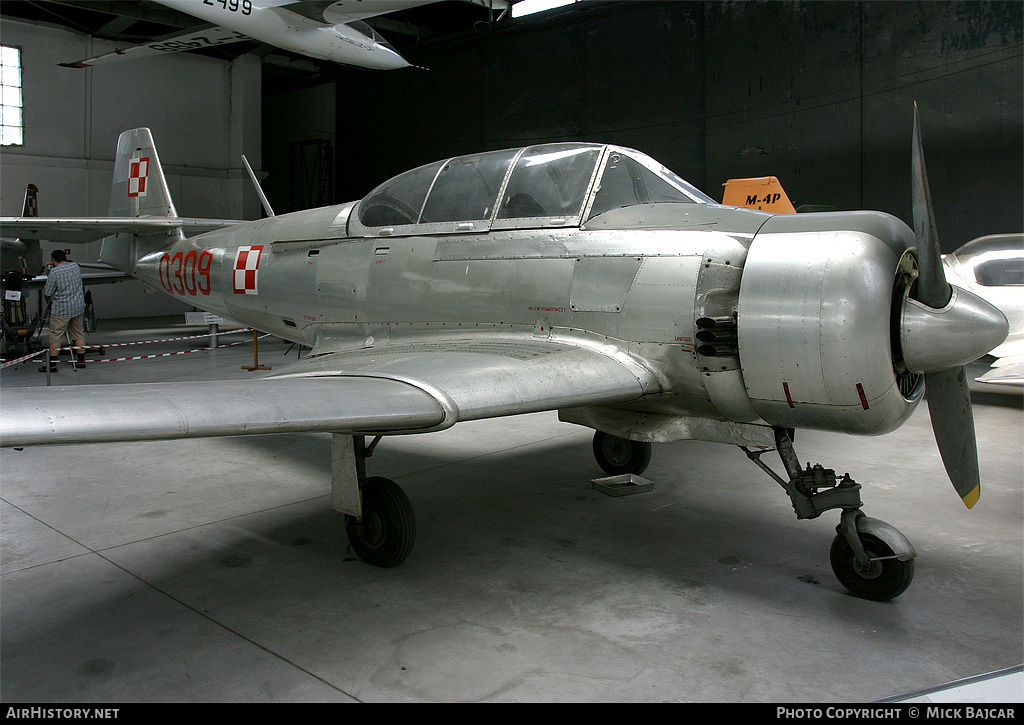 Aircraft Photo of 0309 | PZL-Mielec TS-8 Bies | Poland - Air Force | AirHistory.net #80760