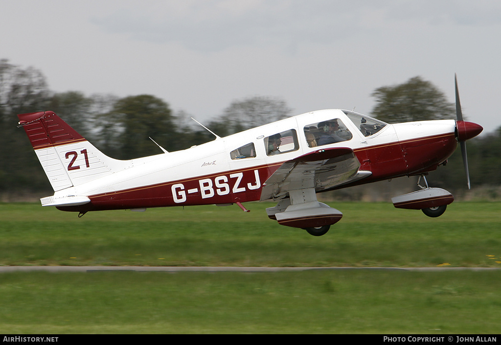 Aircraft Photo of G-BSZJ | Piper PA-28-181 Archer II | AirHistory.net #80781