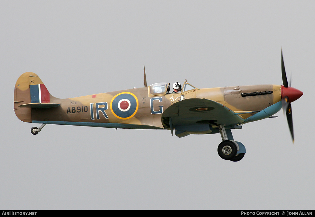 Aircraft Photo of AB910 | Supermarine 349 Spitfire LF5B | UK - Air Force | AirHistory.net #80804