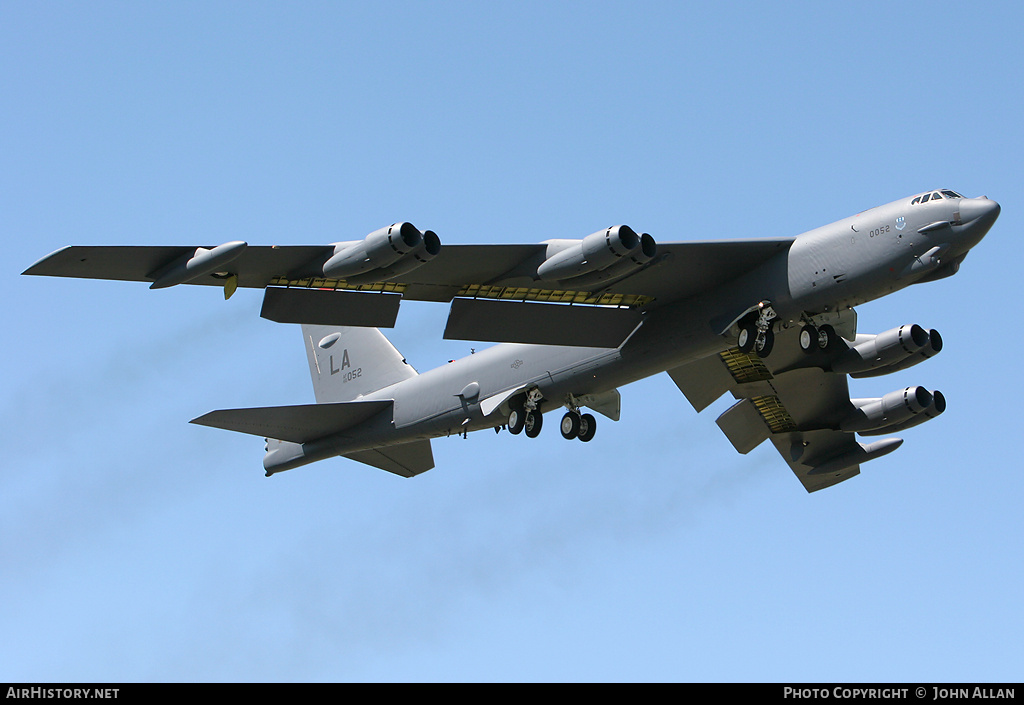 Aircraft Photo of 60-0052 / AF60-052 | Boeing B-52H Stratofortress | USA - Air Force | AirHistory.net #80862