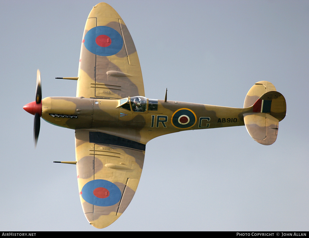 Aircraft Photo of AB910 | Supermarine 349 Spitfire LF5B | UK - Air Force | AirHistory.net #80869
