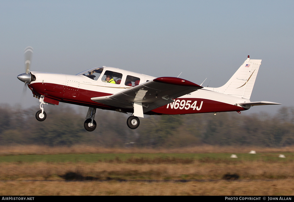 Aircraft Photo of N6954J | Piper PA-32R-300 Cherokee Lance | AirHistory.net #80877