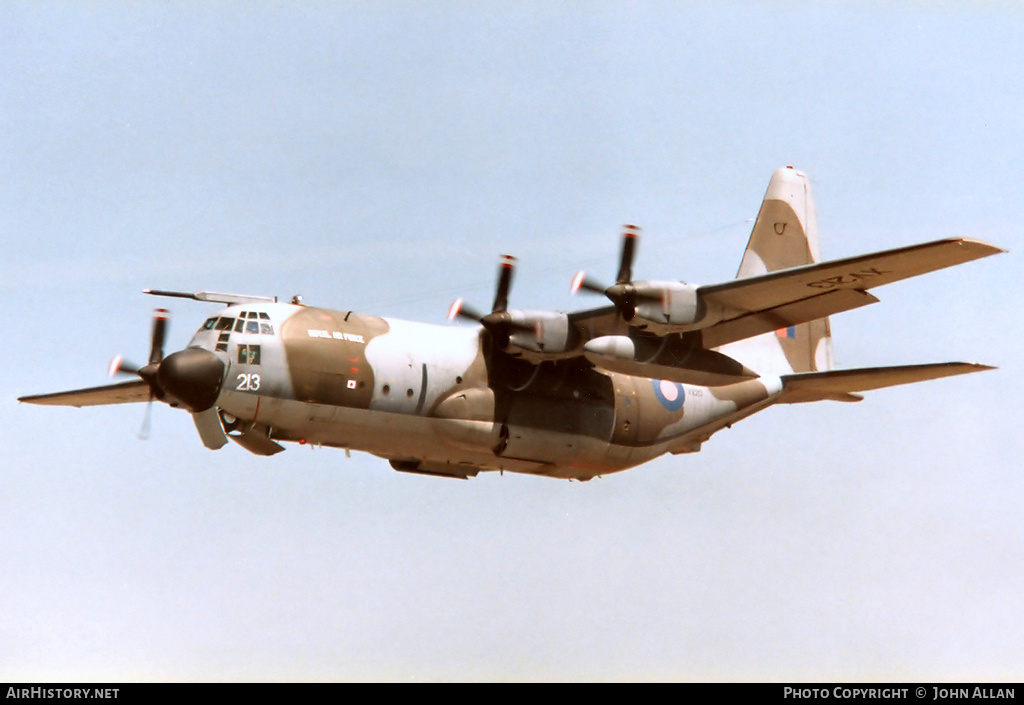 Aircraft Photo of XV213 | Lockheed C-130K Hercules C1P (L-382) | UK - Air Force | AirHistory.net #80950