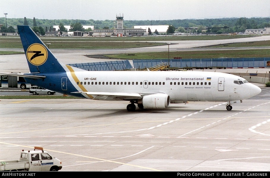 Aircraft Photo of UR-GAE | Boeing 737-3Y0 | Ukraine International Airlines | AirHistory.net #81079