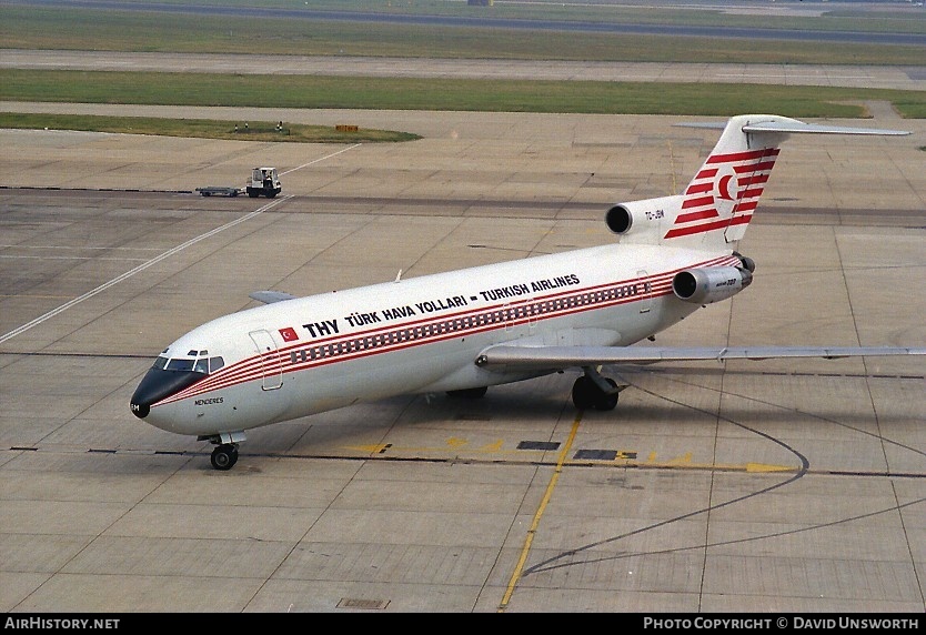 Aircraft Photo of TC-JBM | Boeing 727-2F2/Adv | THY Türk Hava Yolları - Turkish Airlines | AirHistory.net #81086