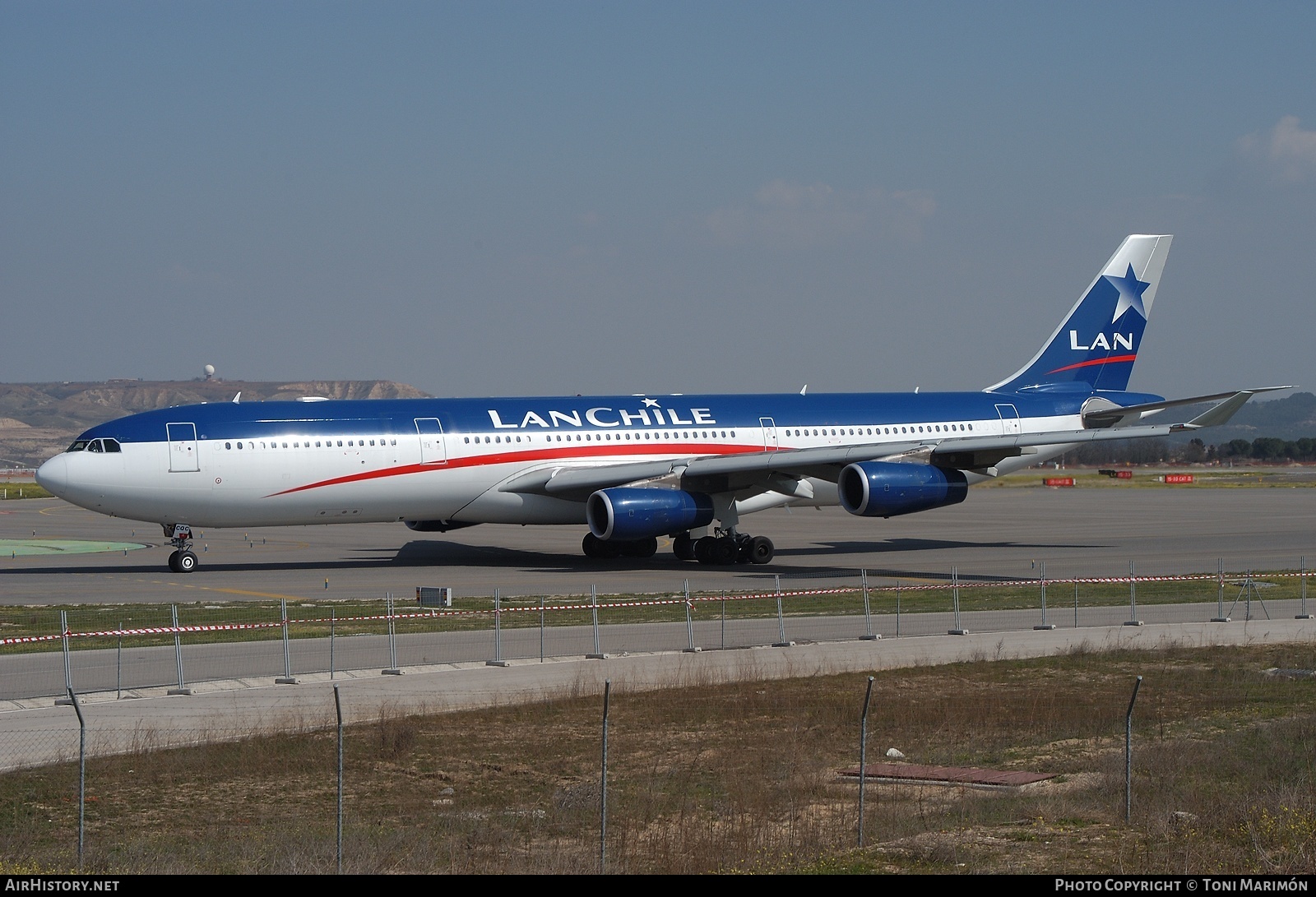 Aircraft Photo of CC-CQC | Airbus A340-313 | LAN Chile - Línea Aérea Nacional | AirHistory.net #81230