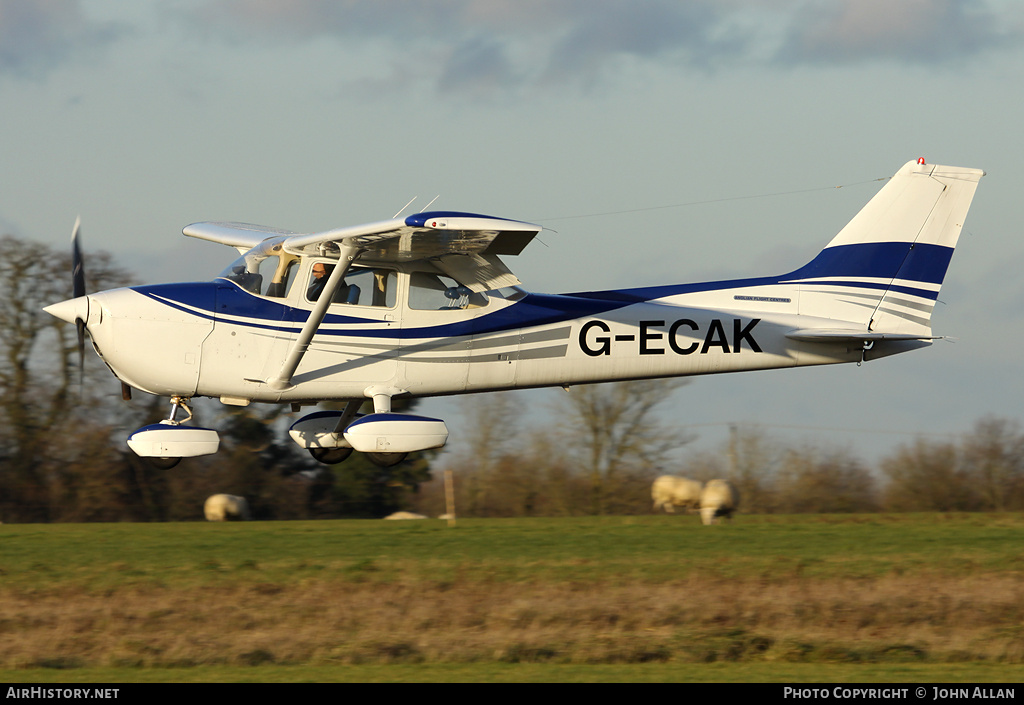 Aircraft Photo of G-ECAK | Reims F172M Skyhawk II | AirHistory.net #81270