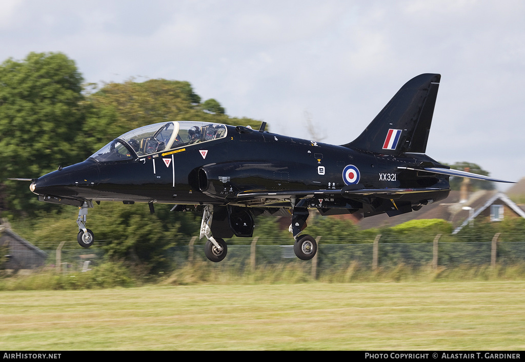 Aircraft Photo of XX321 | British Aerospace Hawk T1A | UK - Air Force | AirHistory.net #81327