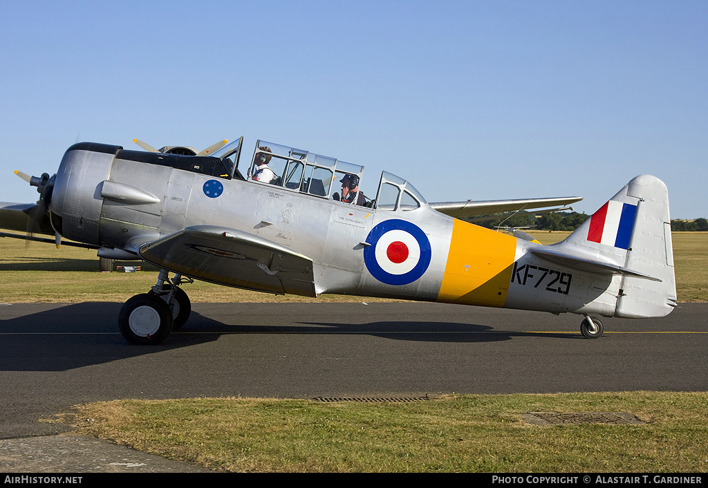 Aircraft Photo of G-BJST / KF729 | North American T-6H Harvard Mk IV | UK - Air Force | AirHistory.net #81361