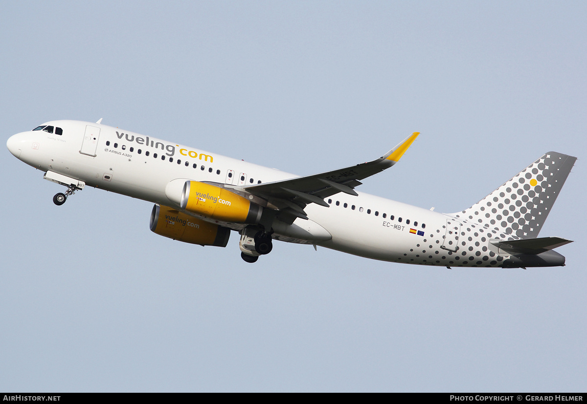 Aircraft Photo of EC-MBT | Airbus A320-232 | Vueling Airlines | AirHistory.net #81484