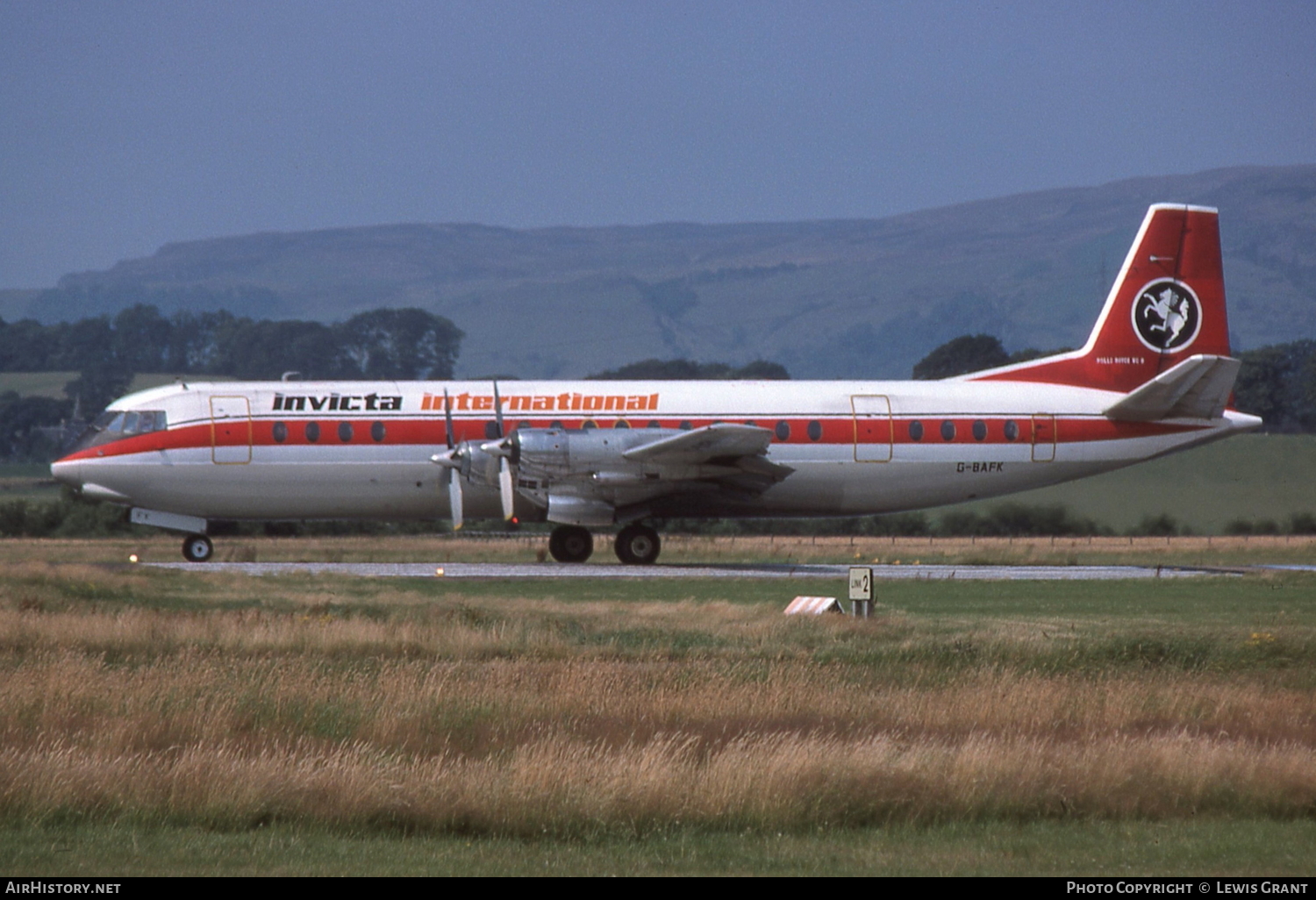 Aircraft Photo of G-BAFK | Vickers 952 Vanguard | Invicta International Airlines | AirHistory.net #81566