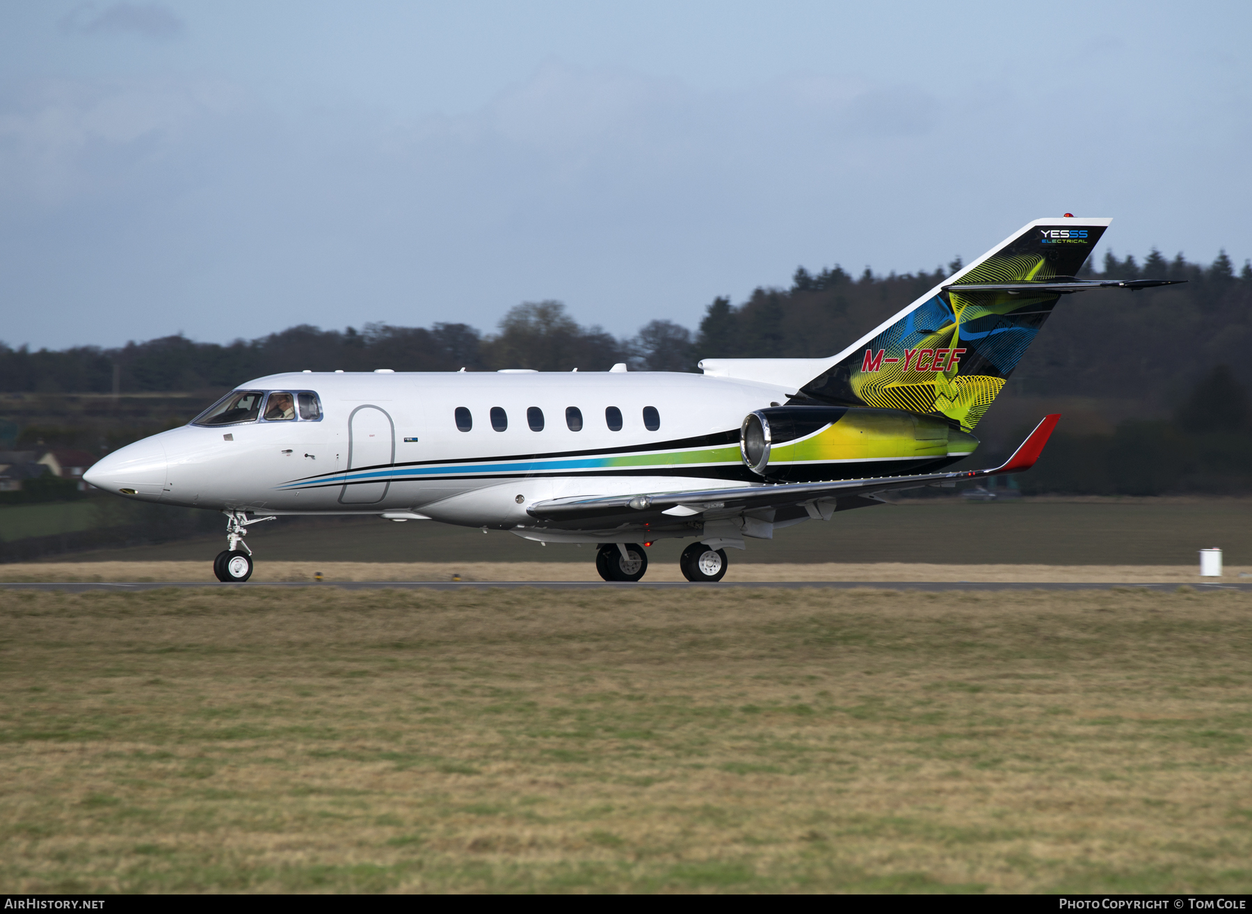 Aircraft Photo of M-YCEF | Raytheon Hawker 800XPi | AirHistory.net #81580