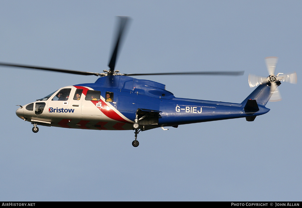 Aircraft Photo of G-BIEJ | Sikorsky S-76A+ | Bristow Helicopters | AirHistory.net #81668