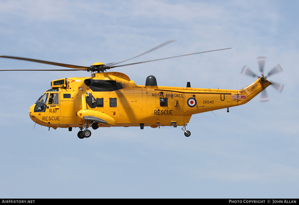 Aircraft Photo of ZH540 | Westland WS-61 Sea King HAR3A | UK - Air Force | AirHistory.net #81682