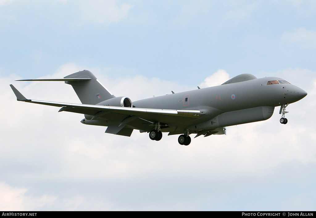 Aircraft Photo of ZJ692 | Bombardier Sentinel R.1 (BD-700-1A10) | UK - Air Force | AirHistory.net #81728