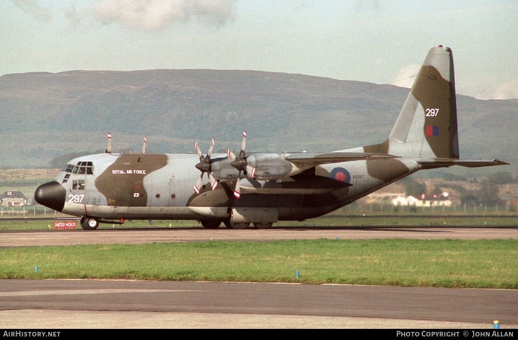 Aircraft Photo of XV297 | Lockheed C-130K Hercules C1 (L-382) | UK - Air Force | AirHistory.net #81793